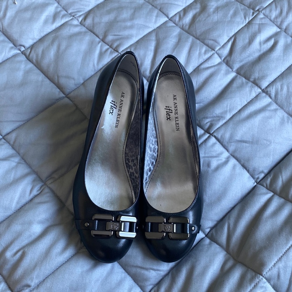 AK Anne Klein iflex Genuine Leather Black Heels Pumps Size 7.5 New No Box